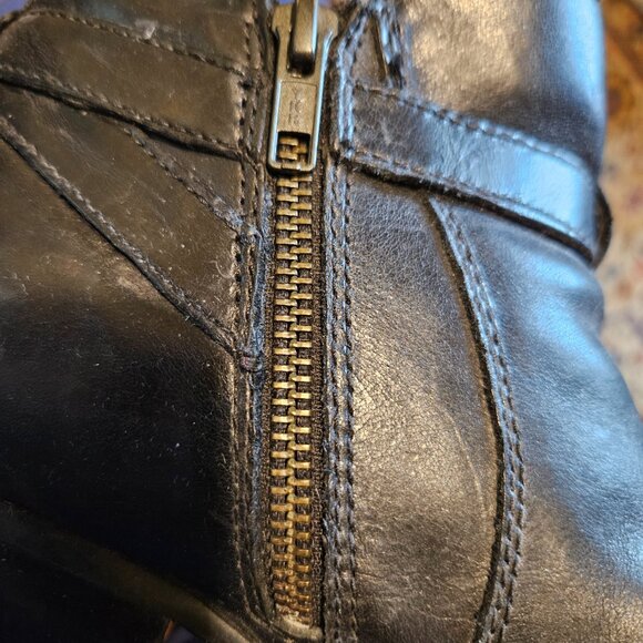 Black Born Leather Booties  8M 1" Heel - Picture 8 of 9